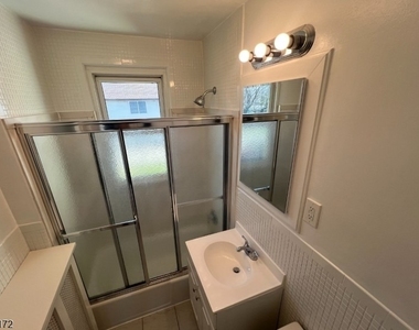 19 E Hanover Ave - Photo Thumbnail 10