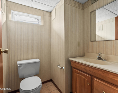 9 Abis Place - Photo Thumbnail 31