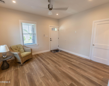 13 Fisher Avenue - Photo Thumbnail 4