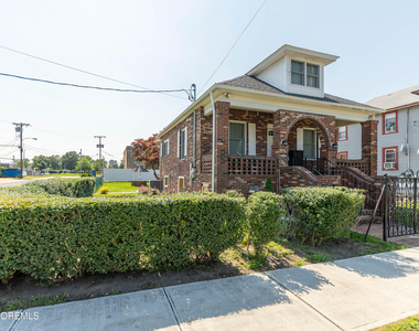 13 Fisher Avenue - Photo Thumbnail 1