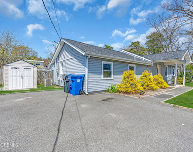 351 Hulse Avenue - Photo Thumbnail 16