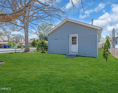 351 Hulse Avenue - Photo Thumbnail 15