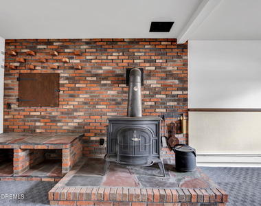 613 Champlain Street - Photo Thumbnail 10