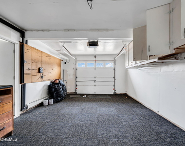 613 Champlain Street - Photo Thumbnail 19