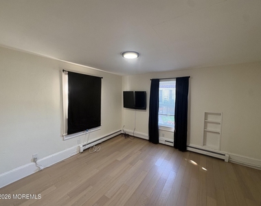 612 Campbell Avenue - Photo Thumbnail 18