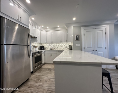 1501 Ocean Avenue - Photo Thumbnail 8