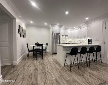 1501 Ocean Avenue - Photo Thumbnail 9