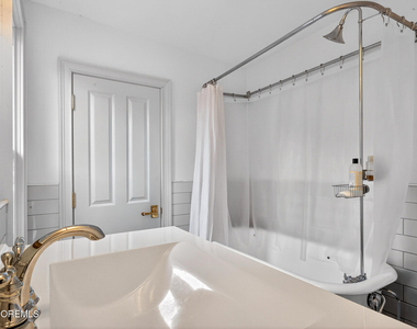 142 Heck Avenue - Photo Thumbnail 26