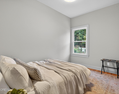 142 Heck Avenue - Photo Thumbnail 18