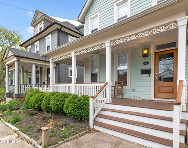 142 Heck Avenue - Photo Thumbnail 1