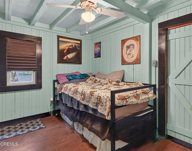 117 Mcdermott Road - Photo Thumbnail 10