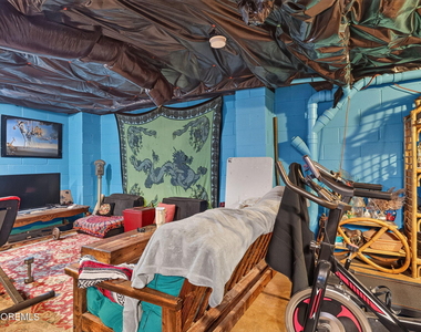 117 Mcdermott Road - Photo Thumbnail 16