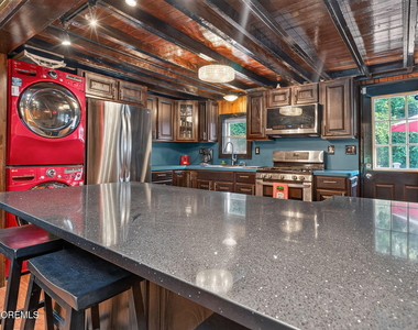 117 Mcdermott Road - Photo Thumbnail 4