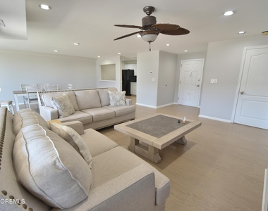 525 Ocean Boulevard - Photo Thumbnail 13