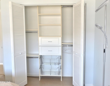 525 Ocean Boulevard - Photo Thumbnail 17