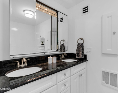 55 Ocean Avenue - Photo Thumbnail 25