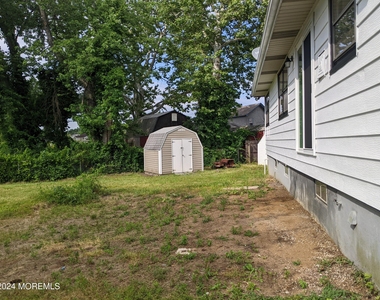509 Stone Road - Photo Thumbnail 12