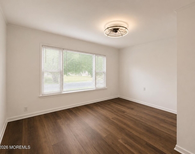 88 South Street - Photo Thumbnail 3