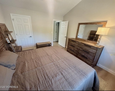 525 Sw Central Avenue - Photo Thumbnail 18