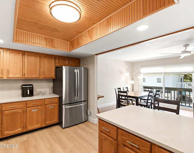 525 Sw Central Avenue - Photo Thumbnail 13