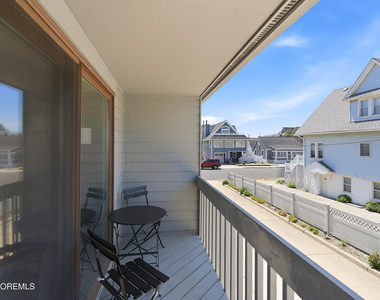 525 Sw Central Avenue - Photo Thumbnail 10