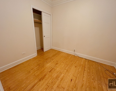 East 58 Street - Photo Thumbnail 1