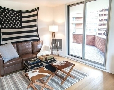 2nd Avenue - Photo Thumbnail 1