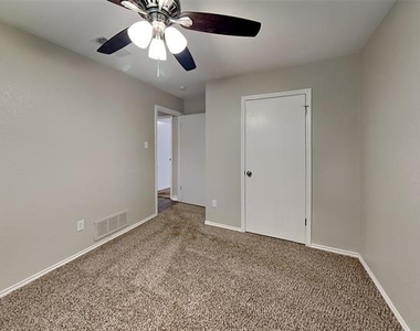 1319 Colony Court - Photo Thumbnail 13