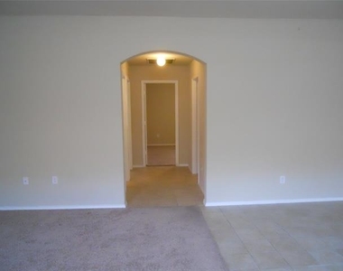 1205 Jasper Crossing - Photo Thumbnail 10