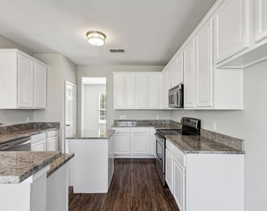 5100 Brookside Drive - Photo Thumbnail 9