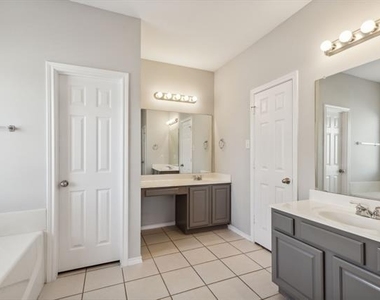 5100 Brookside Drive - Photo Thumbnail 16
