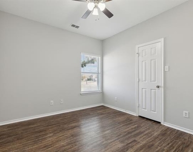 5100 Brookside Drive - Photo Thumbnail 12