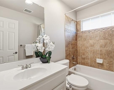 1224 Crockett Drive - Photo Thumbnail 28