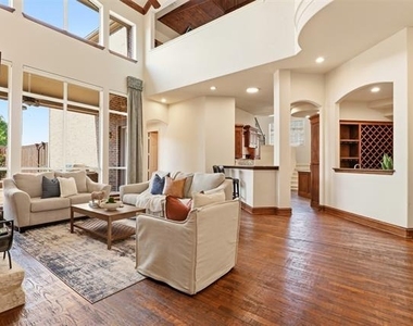 1224 Crockett Drive - Photo Thumbnail 20