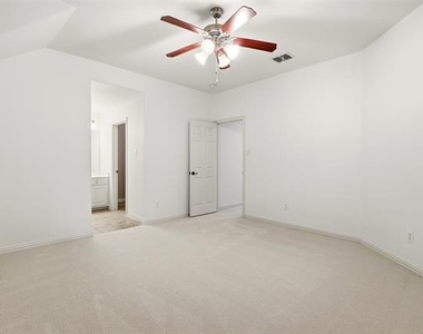 1224 Crockett Drive - Photo Thumbnail 29