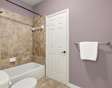 1224 Crockett Drive - Photo Thumbnail 31