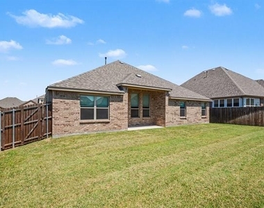 312 Eagle Ridge - Photo Thumbnail 27