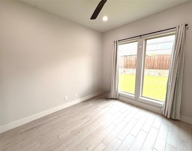 3810 Rutledge Drive - Photo Thumbnail 15