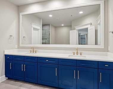 1600 Abrams Road - Photo Thumbnail 8