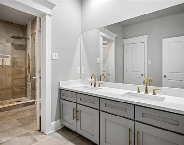 1600 Abrams Road - Photo Thumbnail 11