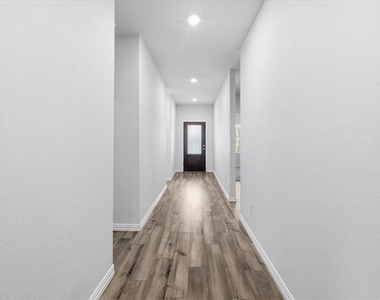 2821 Bursera Lane - Photo Thumbnail 3