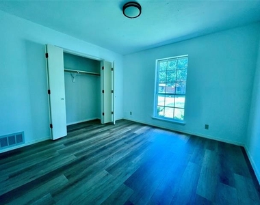 918 New Bedford Lane - Photo Thumbnail 18