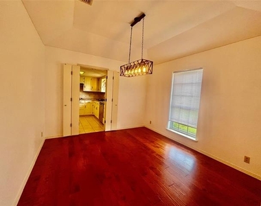 918 New Bedford Lane - Photo Thumbnail 16