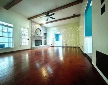 918 New Bedford Lane - Photo Thumbnail 12