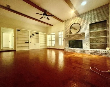 918 New Bedford Lane - Photo Thumbnail 11
