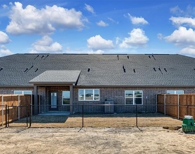 4060 Lecroy Court - Photo Thumbnail 31