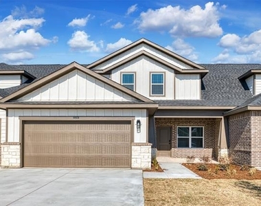 4060 Lecroy Court - Photo Thumbnail 1