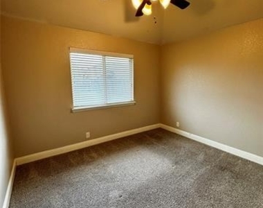 3011 Winecup Court - Photo Thumbnail 18