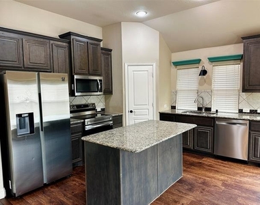 3011 Winecup Court - Photo Thumbnail 7