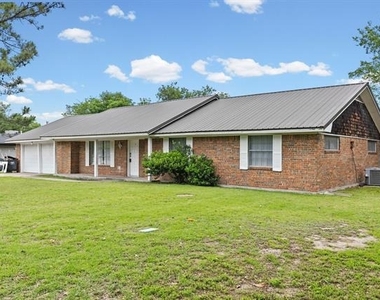 3 Timberside Drive - Photo Thumbnail 3